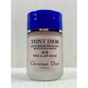 CHRISTIAN DIOR Anti-DESHYDRADANT Moisturizing‎ make up # 618 TRES CLAIR BEIGE